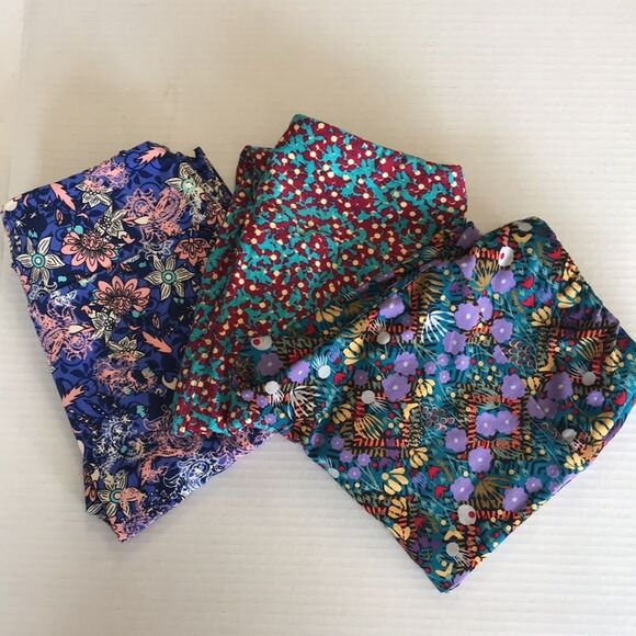 LuLaRoe Print Leggings Comfort Stretch Elastic Waist OS--One Size 4 PAIR BUNDLE - Picture 3 of 13